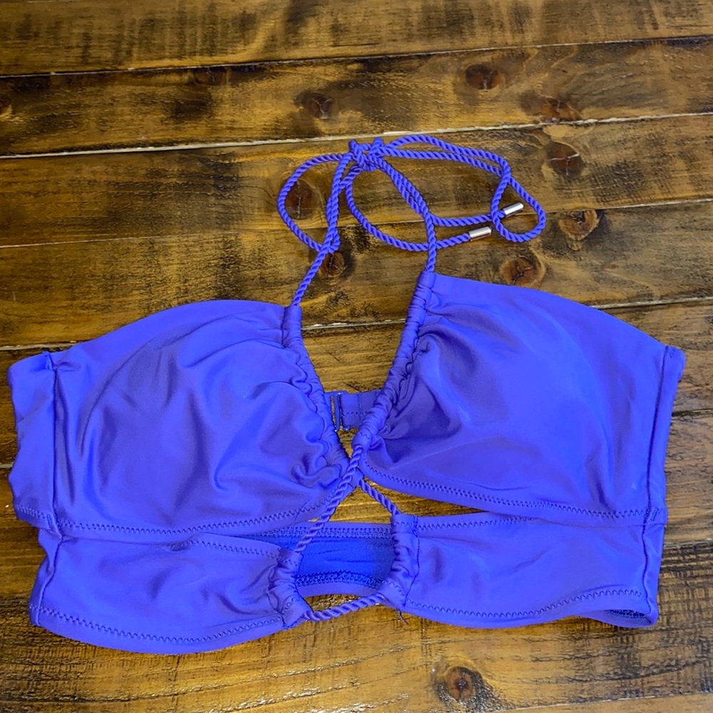 Size M halter neck bandeau style bikini‎ by Aerie